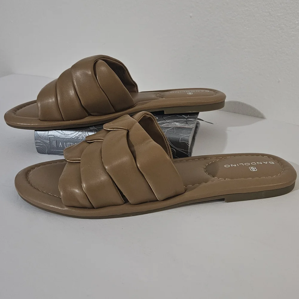 Bandolino Women's Tan Slide Sandals Size 8 Slip On Flats